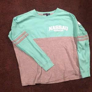 Long sleeved t shirt 💁🏼‍♀️